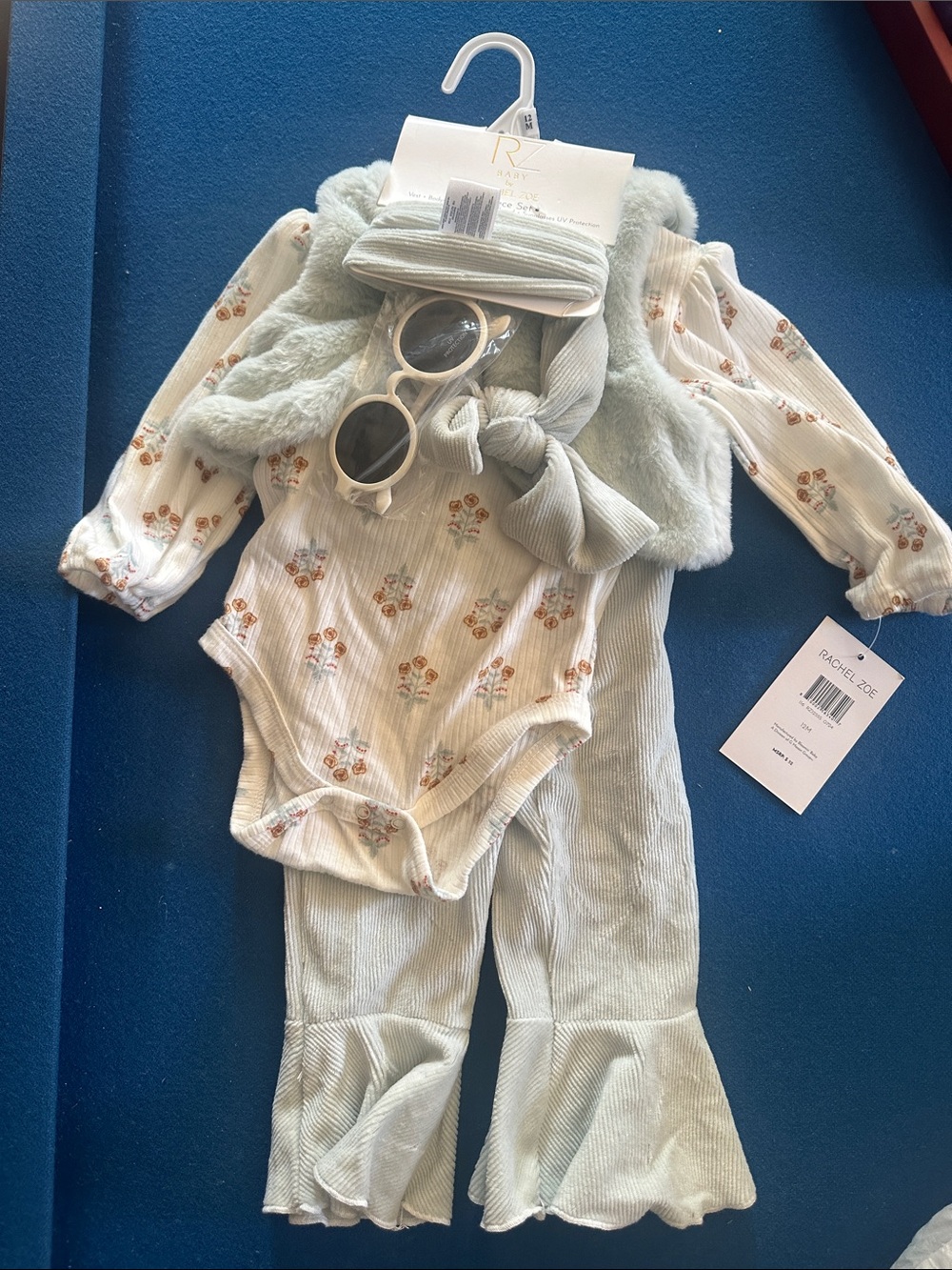 Rachel Zoe Kids Sage Floral Bodysuit Set with Vest, Pants & Sunglasses